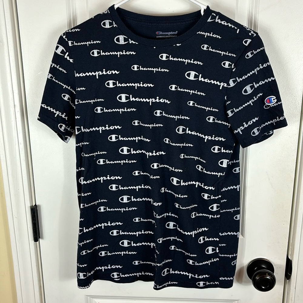 Like new Champion t shirt